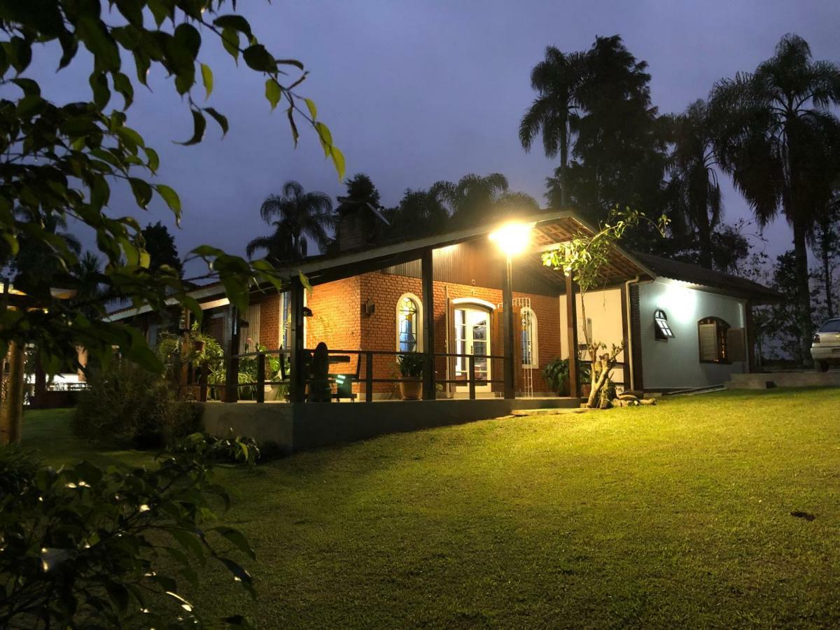 Chacara Quinta Dos Esquilos Villa Котиа Екстериор снимка